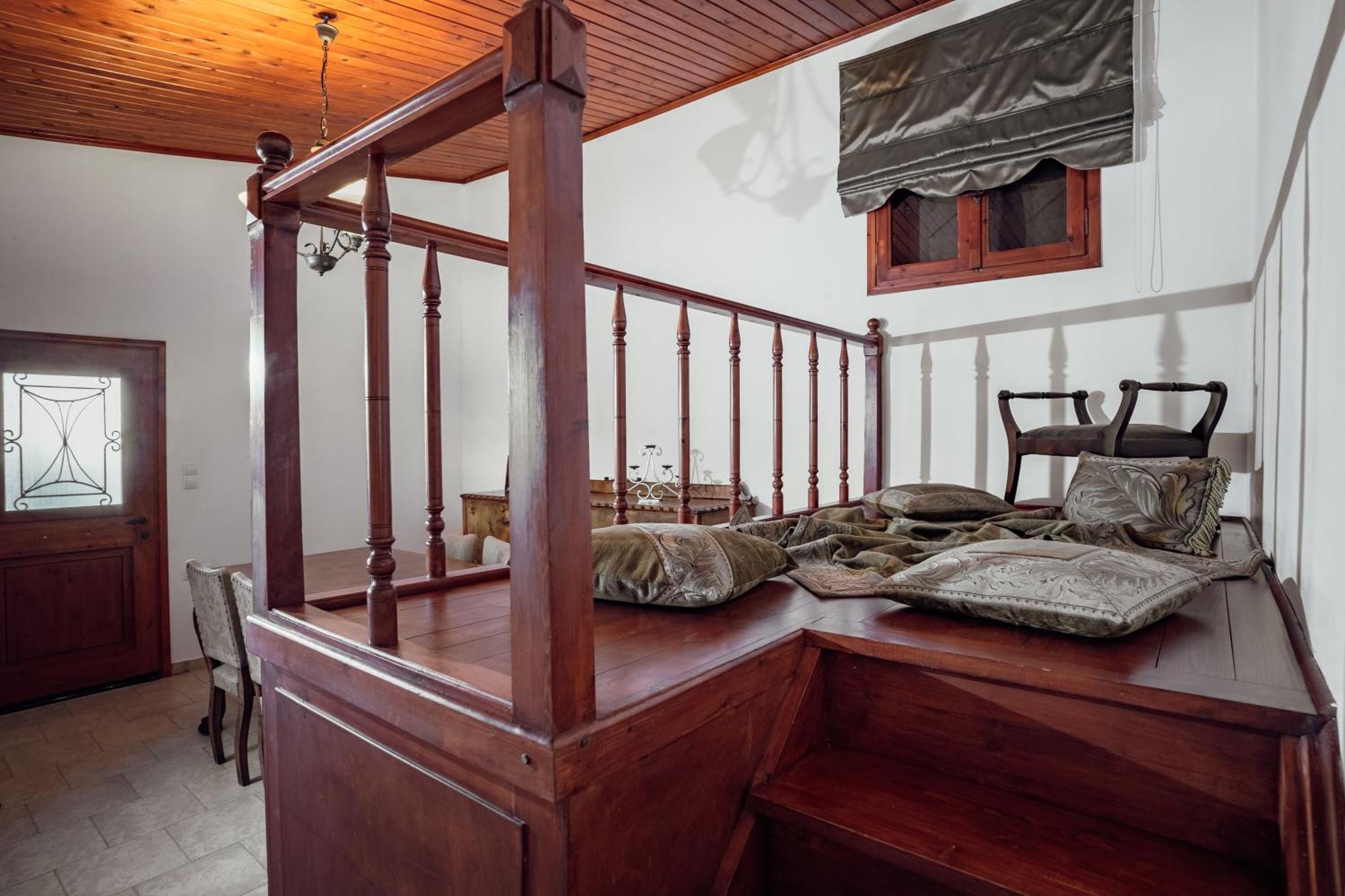 Dm Elegant And Charming Villa Foinikia  Exterior photo